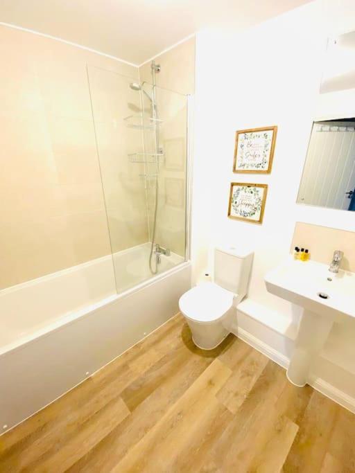 كيلتنهام Beautiful, Brand New Apartment! المظهر الخارجي الصورة