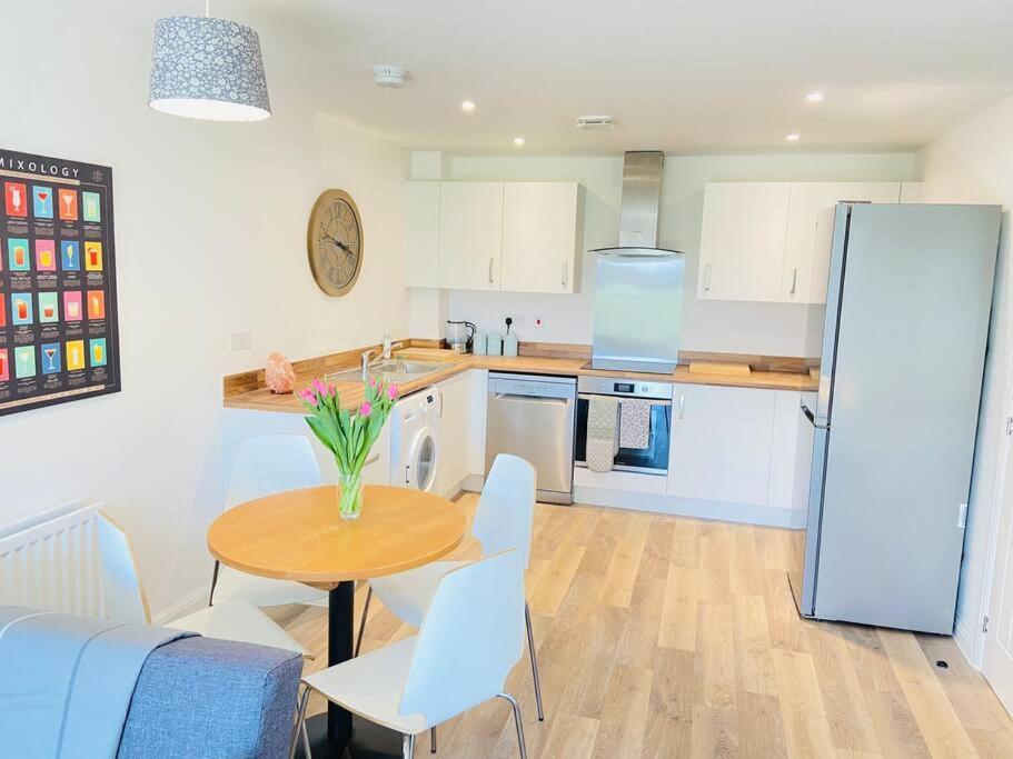 كيلتنهام Beautiful, Brand New Apartment! المظهر الخارجي الصورة